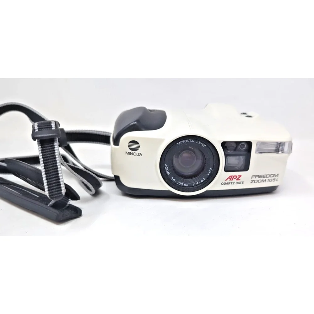 Rare White Minolta Freedom Zoom 105i APZ Quartz Date 35mm Film Camera